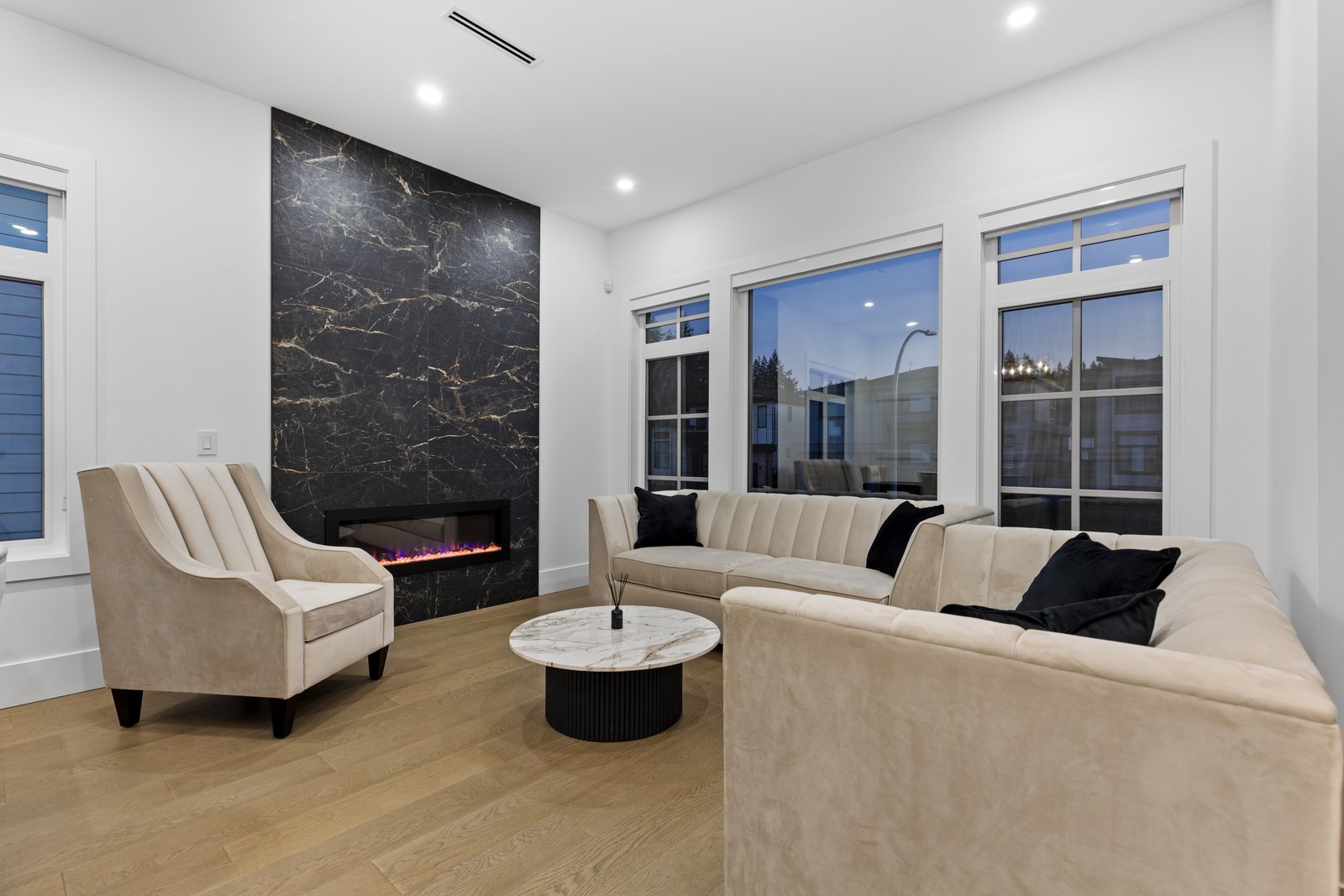 Canyon Ridge - Interior